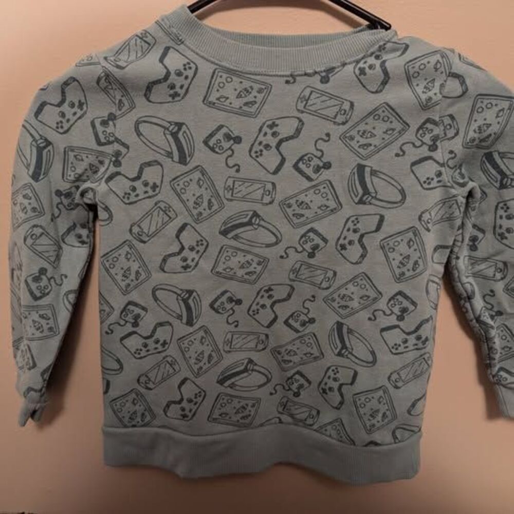 Cat & Jack Gamer Pullover, XS